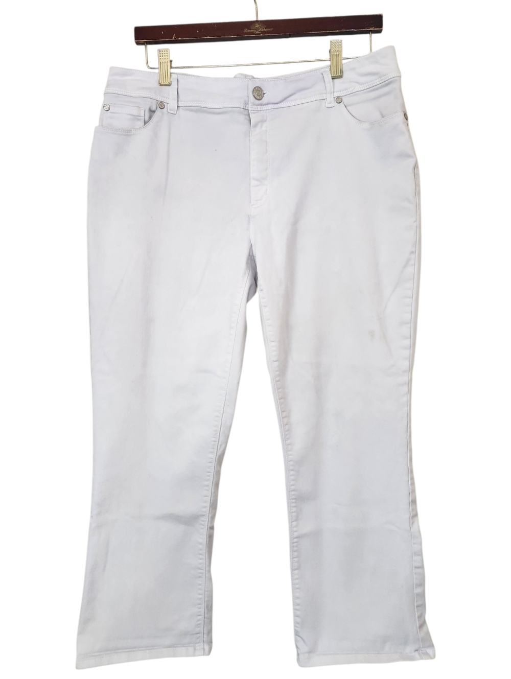 Cato White Lightweight Denim Capris Size 14